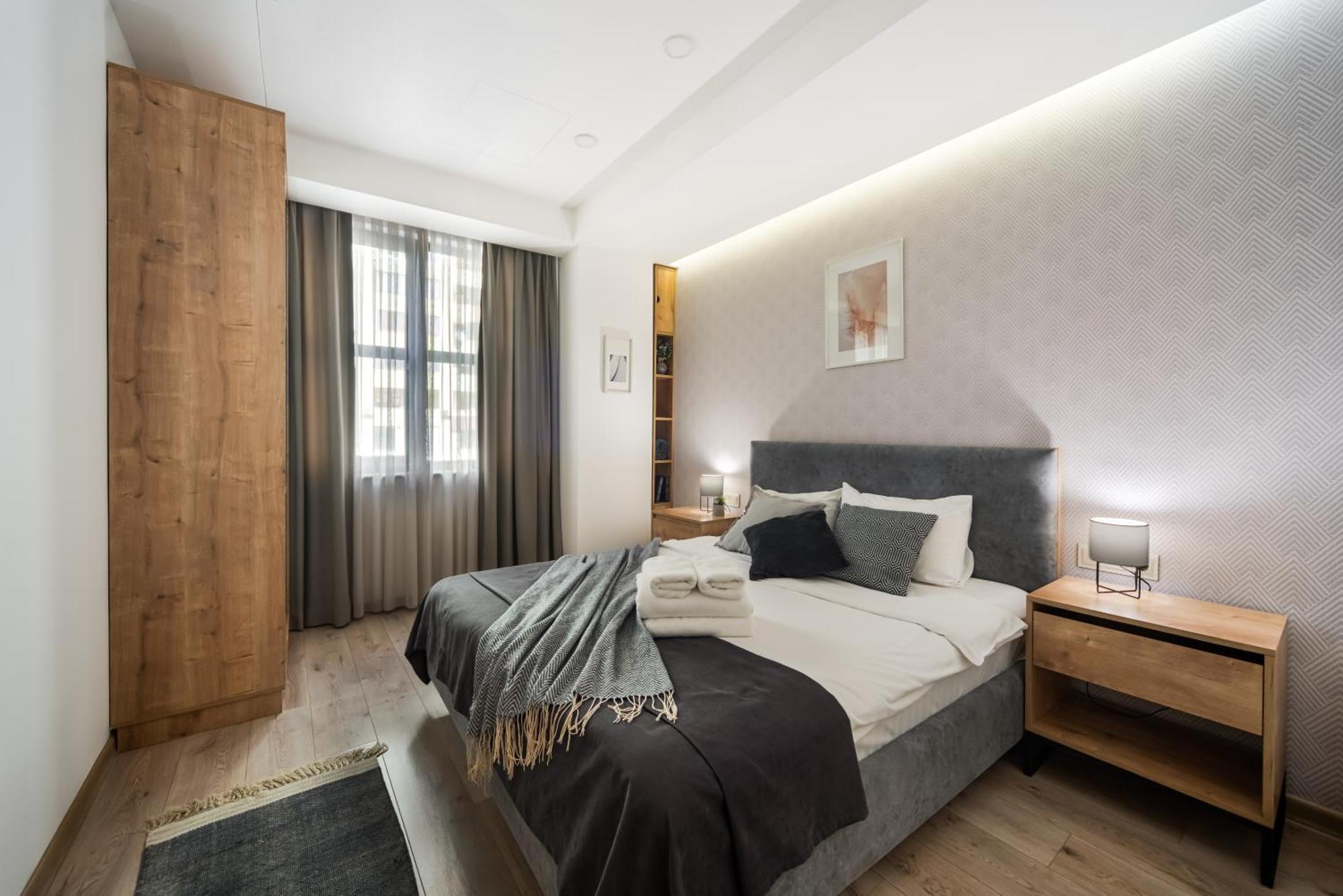 Thames Apartment By Downtown Inn, City Center Yerevan Exterior photo