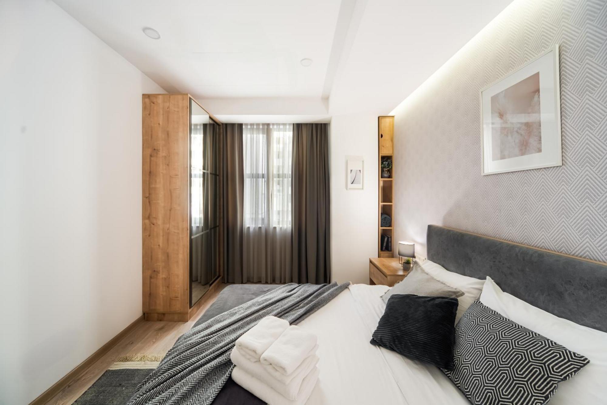 Thames Apartment By Downtown Inn, City Center Yerevan Exterior photo
